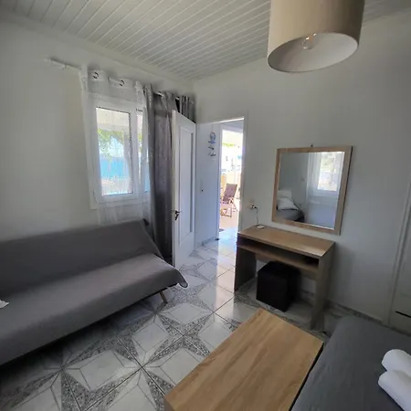 빌라 Elia Perigiali Lefkada